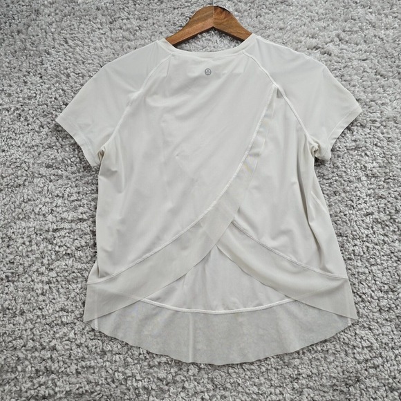 Lululemon Shirt Womens Medium White Short Sleeve‎ Pullover Active Gym Yoga READ - Picture 4 of 9